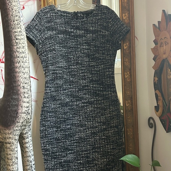 5/$20  Blue Gray and White Tweed Dress - Picture 15 of 16